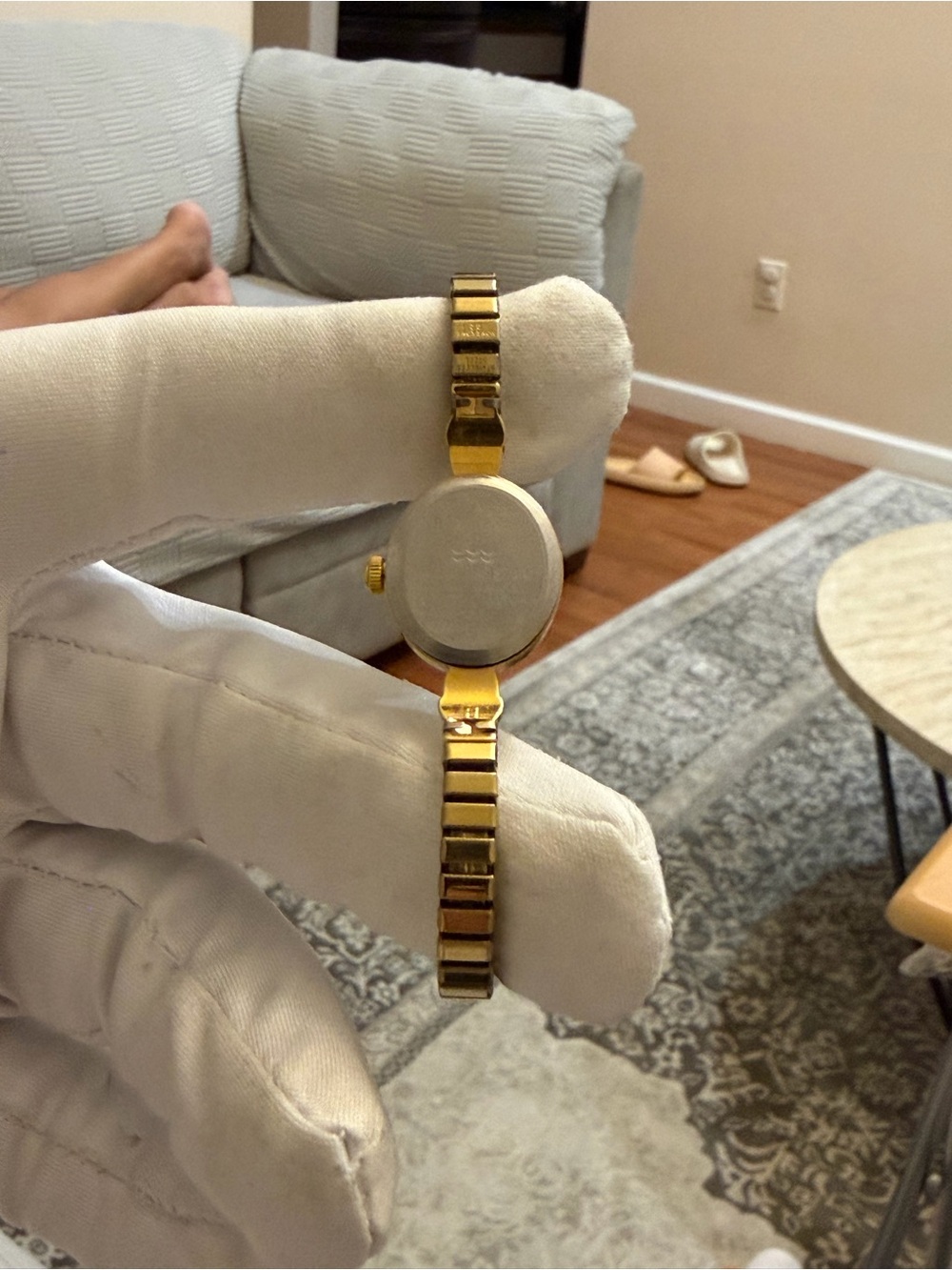 Vintage Timex Ladies Watch Gold Tone Oval Cocktail Dress Quartz Expansion Band - Picture 11 of 12